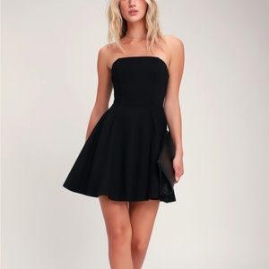 NWOT 🖤 Lulus About A Twirl Black Strapless Skater Dress; Size Small